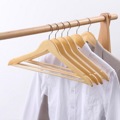 WOODEN HANGER 3PCS SET