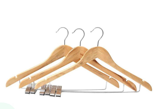 WOODEN HANGER 3PCS SET